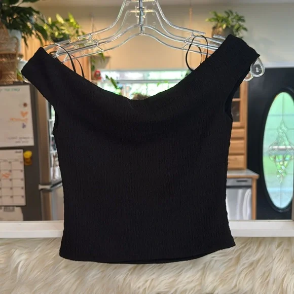 ASTR Black Textured Top - Picture 4 of 4